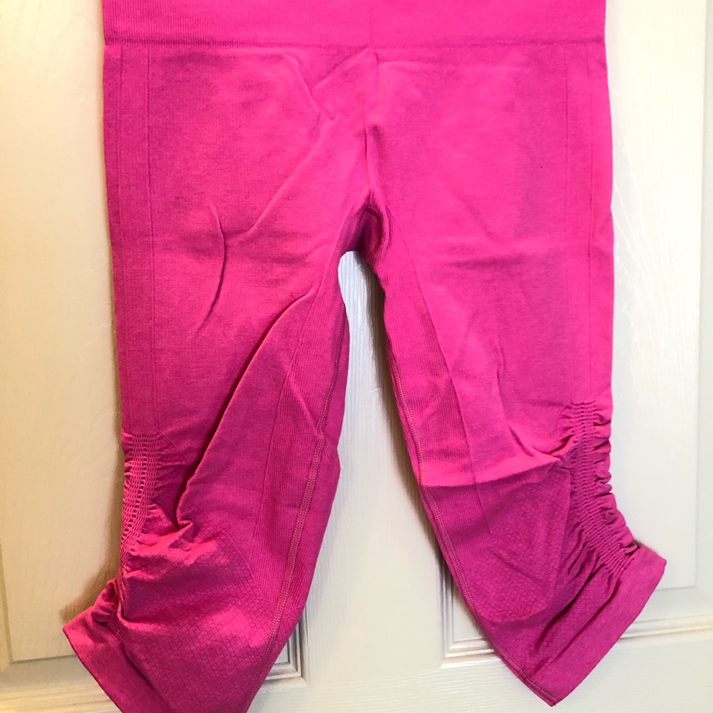 Lululemon In The Flow Crop II
